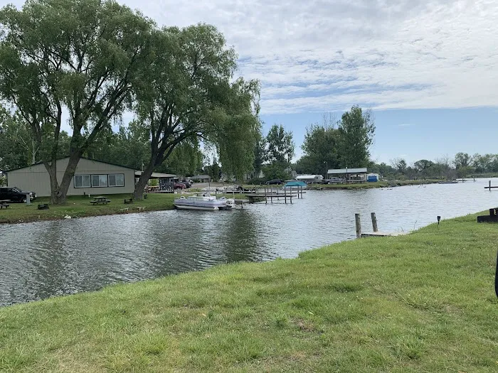 Manistee River RV Resort & Marina Picture 3