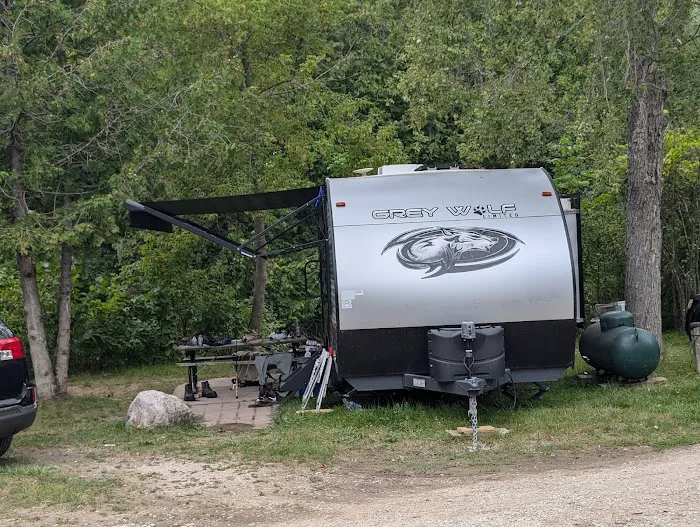 Winding River Campground Picture 6