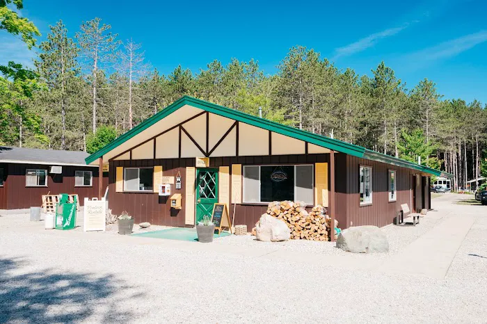 Leelanau Pines Campground Picture 1