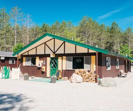 Leelanau Pines Campground