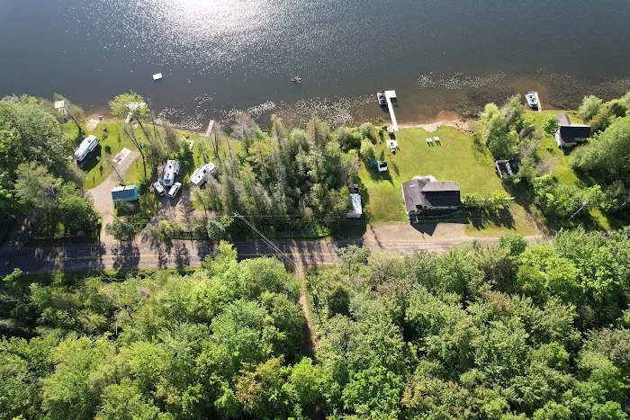 Chain of Lakes Camp (Six Mile Lake) Picture 8