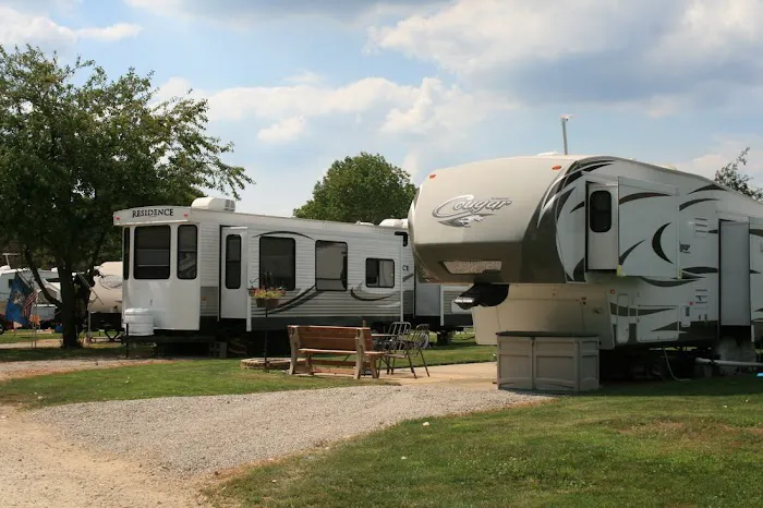 Leisure Lake Membership Resort Picture 1