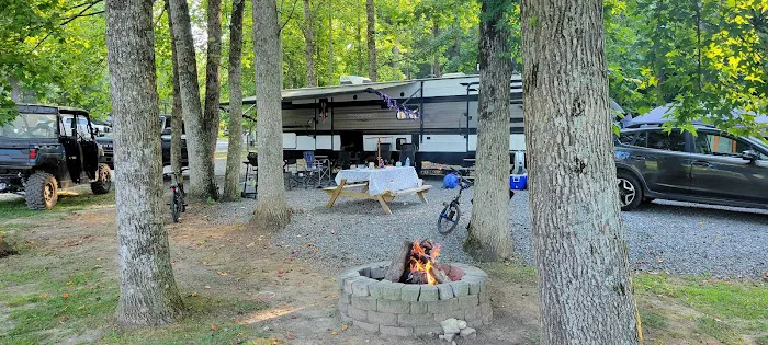 Diamond Lure Campground & RV Resort Picture 9