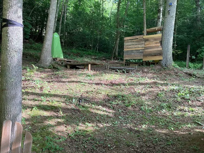 Winedrops Creekside Camping Picture 10