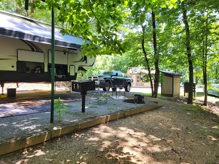 Woodring Campground Carters Lake Picture 2