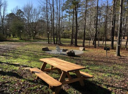 tiny HOUSE CAMPGROUND