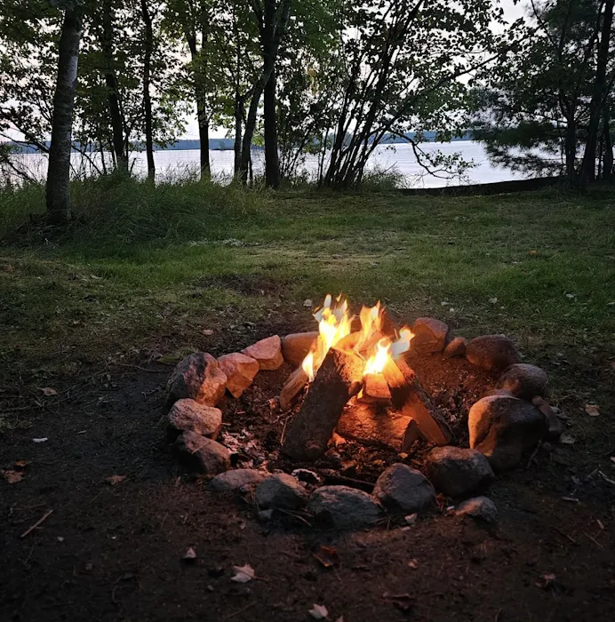 Lynn Ann's Campground Picture 3