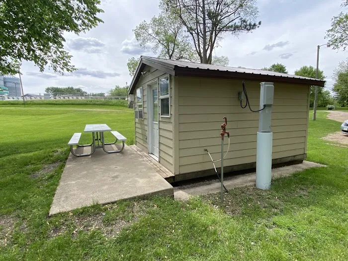 Island Park Campground Picture 1