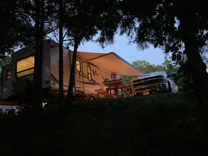Green Tree RV Park Picture 6