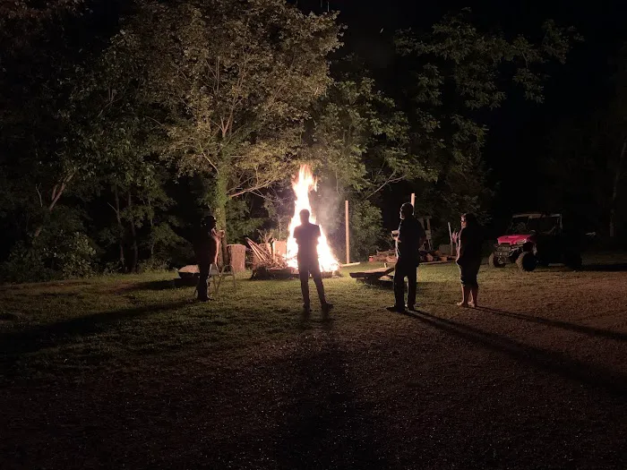 Green Tree RV Park Picture 9