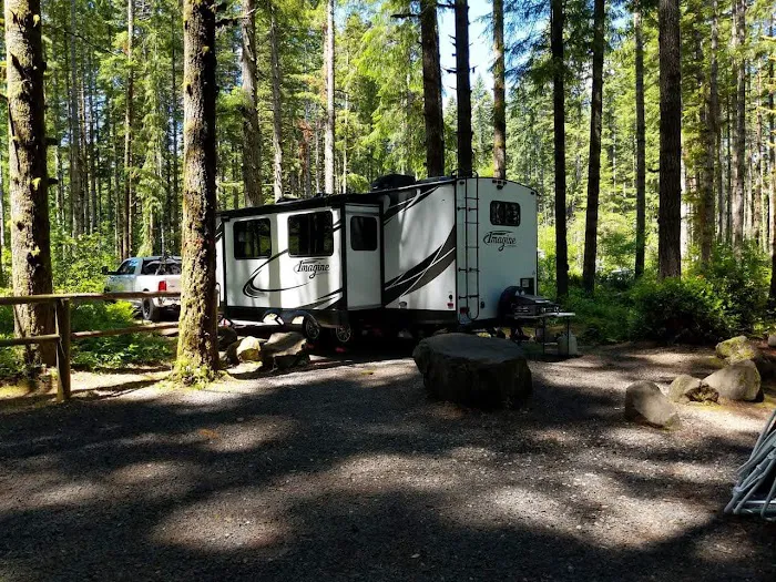 Middle Waddell Campground Picture 1