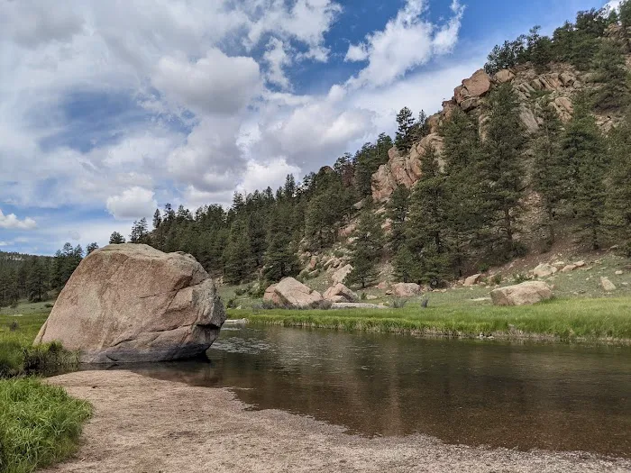Riverside Campground Picture 7