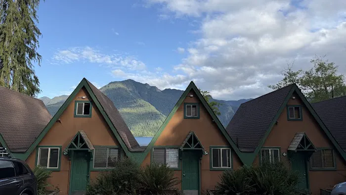 Log Cabin Resort-Campground Picture 3