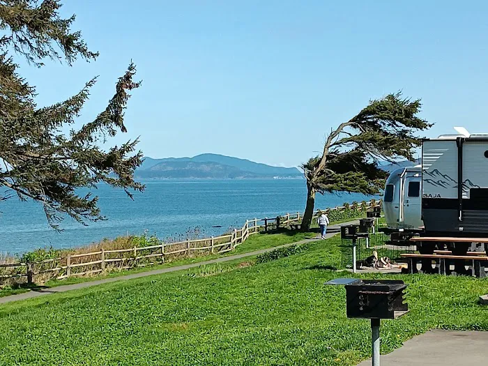 Cliffside RV Park Picture 3