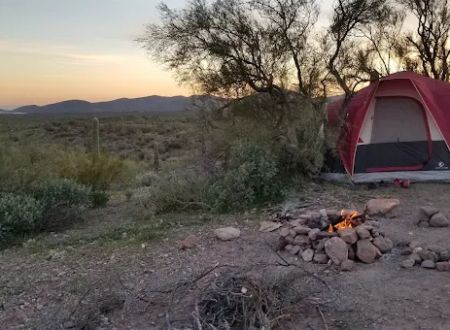 Great BLM STAGING AREA And Camping