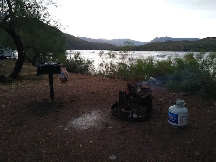 Apache Lake Vista Picture 6