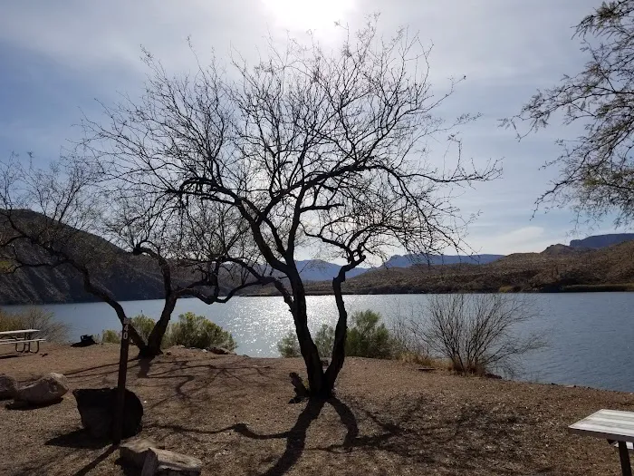 Apache Lake Vista Picture 5