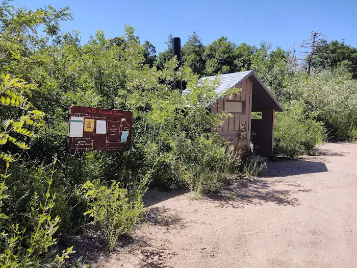 Upper Pinal Campground Picture 3