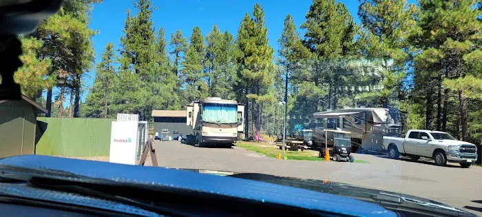 Lakeview campground view point Picture 2
