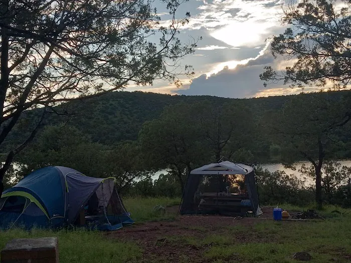 Lakeview Campground Picture 3
