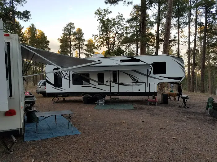 Bear Canyon Lake and Camping Area Picture 3