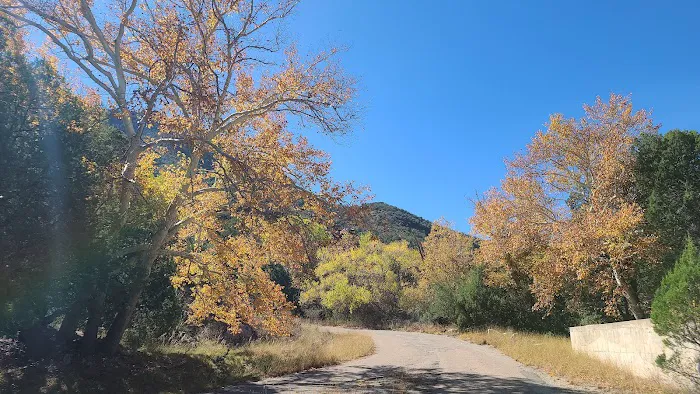 Lower Garden Canyon Park Picture 10