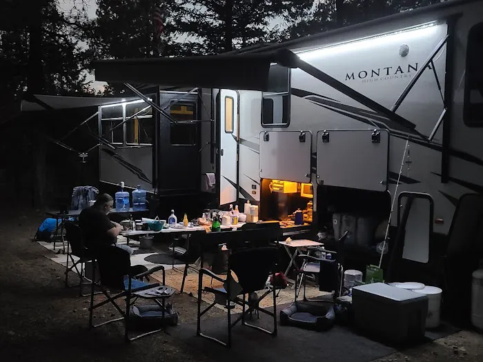 Horseshoe Cienega Lake Campground Picture 1