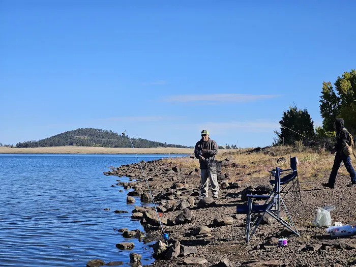 APACHE TROUT CAMPGROUND Picture 7