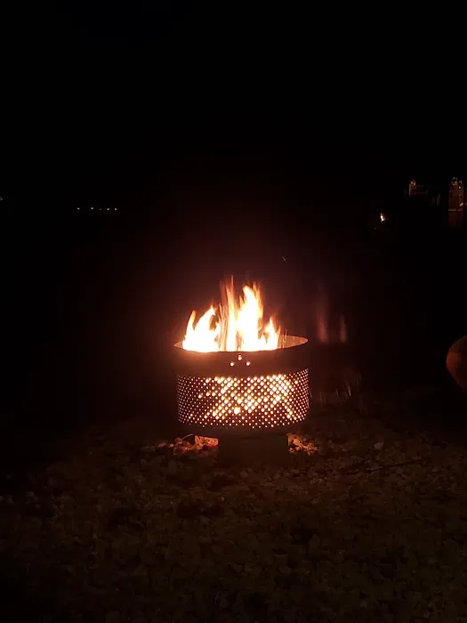 Windsor Woods Campground Picture 6