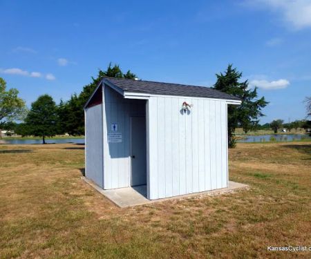 Pleasanton West City Lake Camping Area