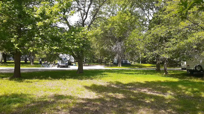 Bucksaw Campground Picture 3