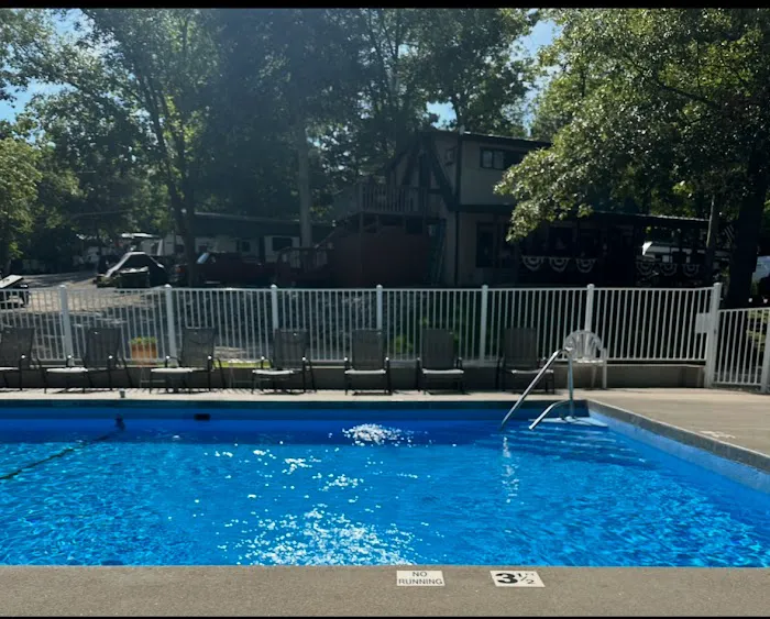Cross Creek RV Park and Campground Picture 1