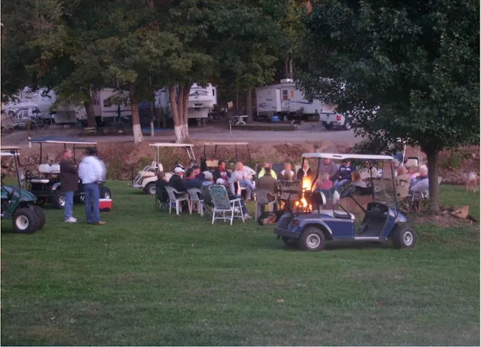 Shorewood Landing on Lake Ozark Picture 4