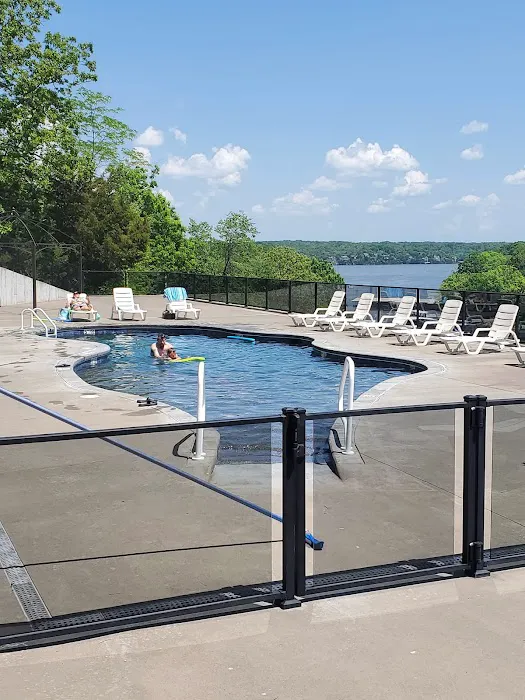 Riviera RV Resort - Lake of the Ozarks Picture 2