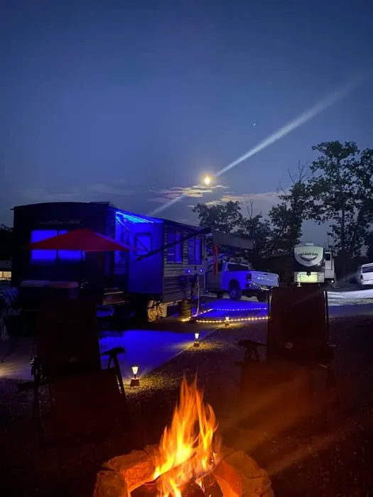 Riviera RV Resort - Lake of the Ozarks Picture 6