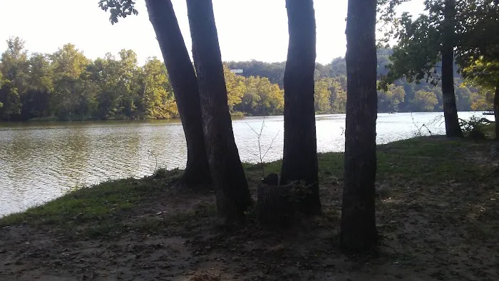 Little Niangua Campground Picture 1