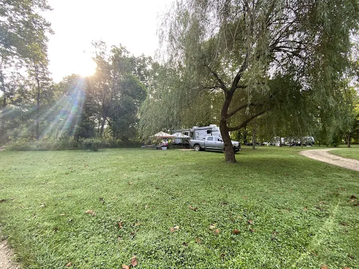 Little Niangua Campground Picture 4