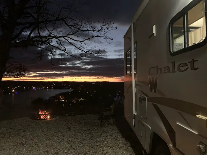 Clapping Oaks Campground and Lodging Picture 9
