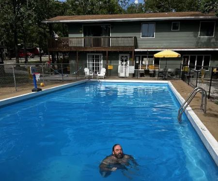 Lake of the Ozarks / Linn Creek KOA Holiday