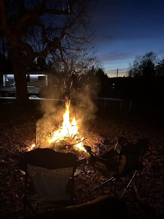 Riverbend Campground and RV Park Picture 2