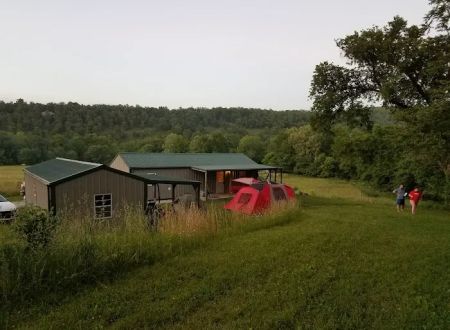 Smokey Bottom Resort