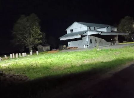 The Gin RV Parking, Camp Sites and Tiny Shack