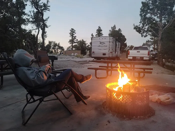 Hilltop Campground Picture 8