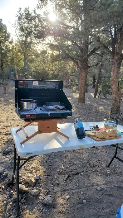 Mack's Canyon open campground Picture 1
