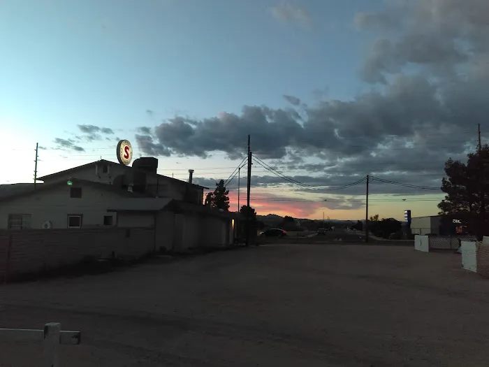 Circle S Campgrounds Picture 10