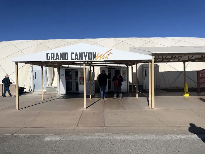 Grand Canyon West Overnight Parking Picture 5