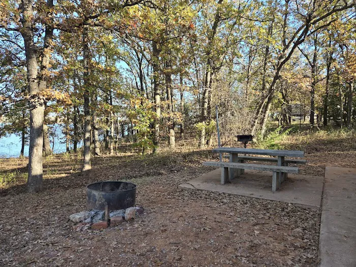 Hog Creek Camp Grounds Picture 8