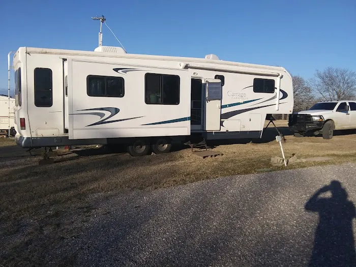 RC'S Campground & Quick Stop Picture 5