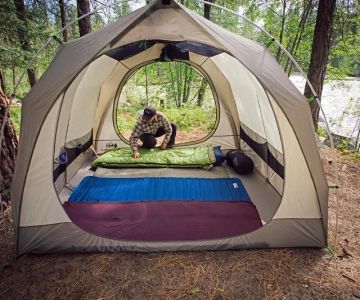 How to Use Natural Materials for Camping Comfort