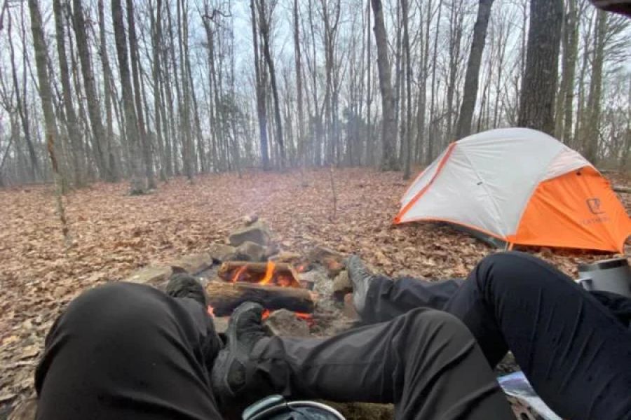 How to Build a Campfire on a Hilltop or Ridge Safely and Effectively